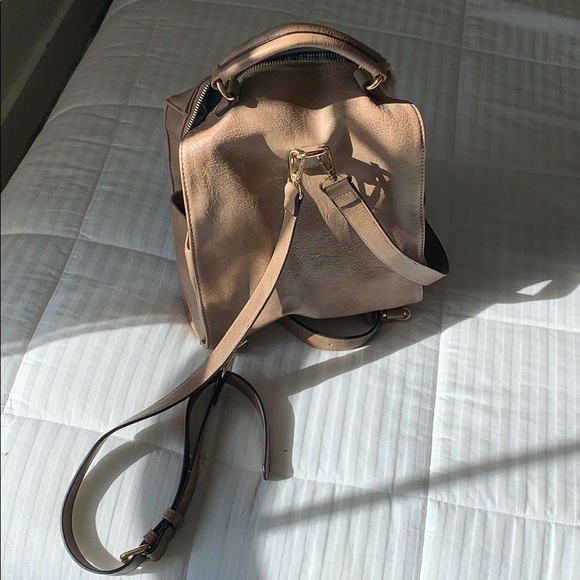 Urban Expressions chic mini backpack - Picture 3 of 5